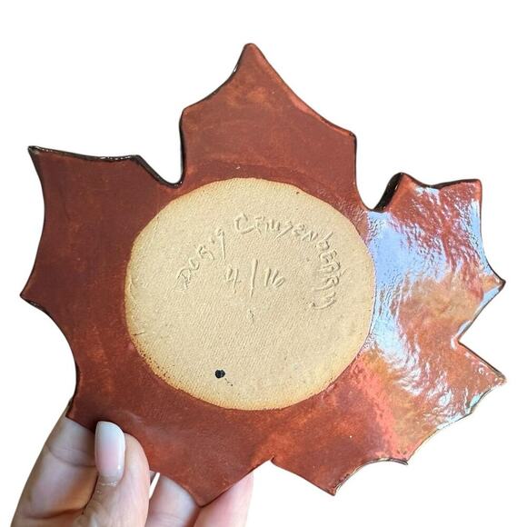Pottery Maple Leaf Signed 2016 Trinket Dish Jewelry Dish Soap Dish - Picture 2 of 4